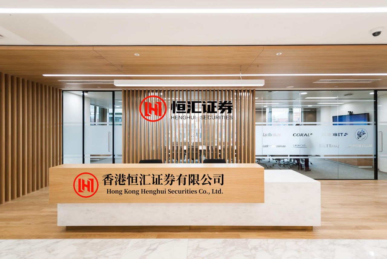 拾贝赢配资平台 这些年轻人为何选择“逆向求学”